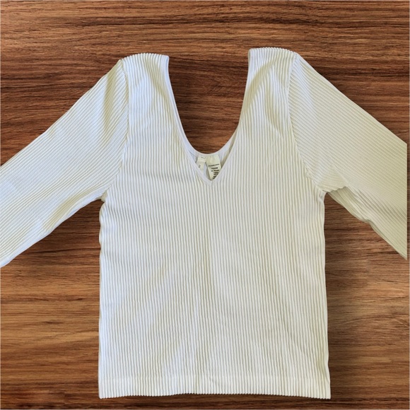 White Ribbed Top - Picture 3 of 4